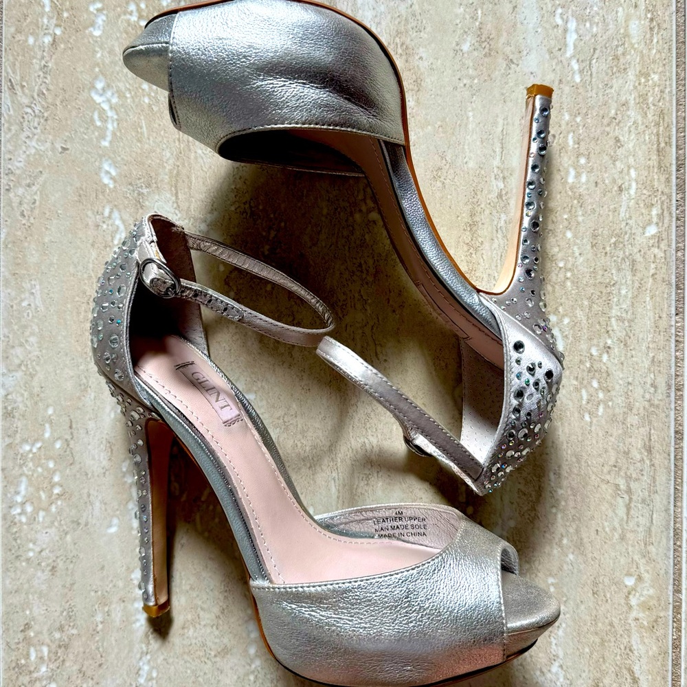 Silver Rhinestone Heels (women’s size 4)